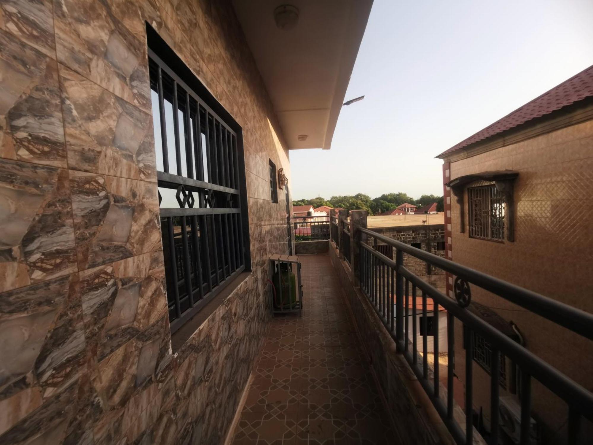 Barakah Estate Apartments Serrekunda Exterior photo